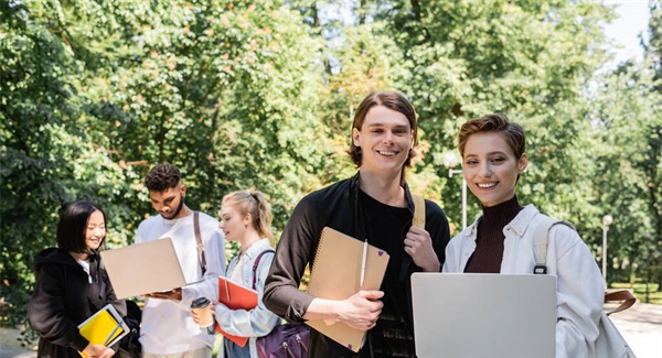 安岳县远大科技职业学校
