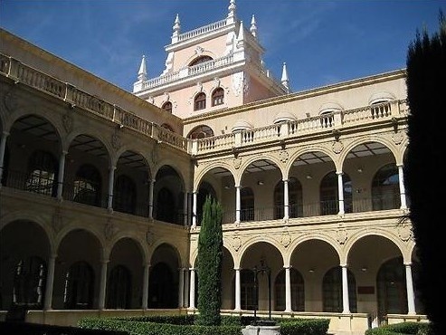 穆尔西亚大学