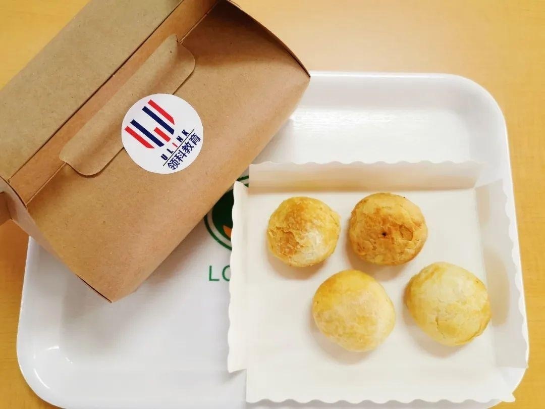领科月饼.jpg