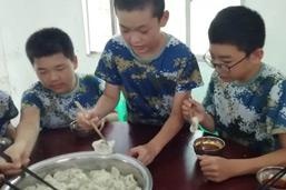 军事饭堂