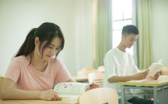 学员