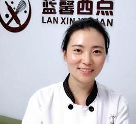 高级韩式裱花师季小凤 