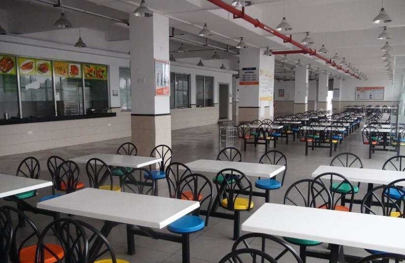 盐源县职业中学食堂