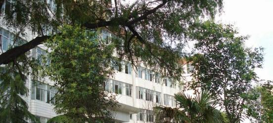 平顶山财经学校