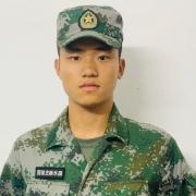  邹教官