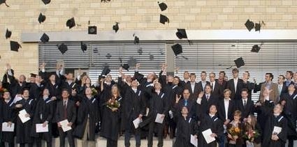 韦德尔应用技术大学