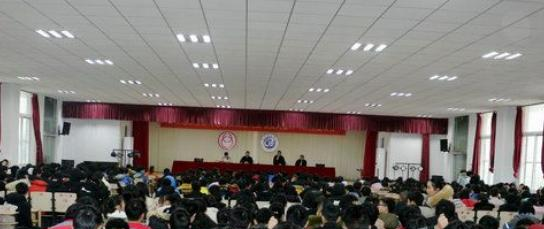 霍邱工业学校
