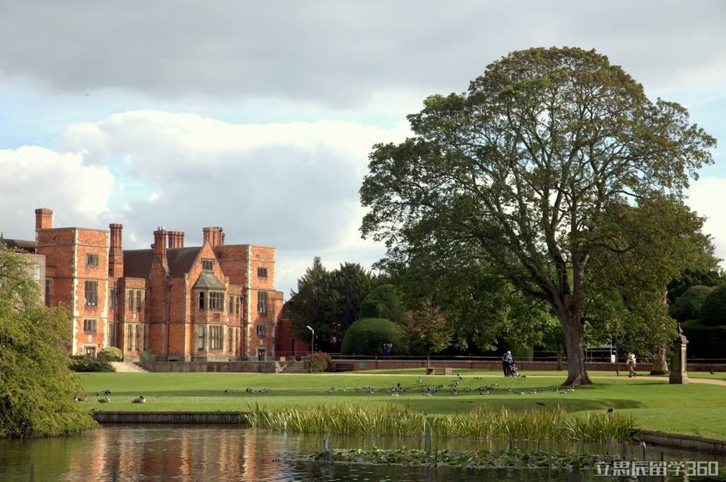 加拿大约克大学