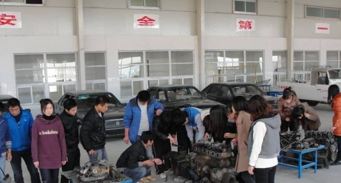 湖南轻工高级技工学校