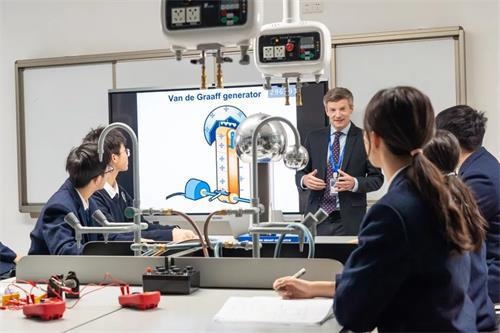 杭州威雅学校上课