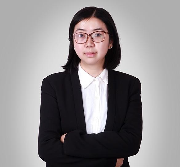 付 亮