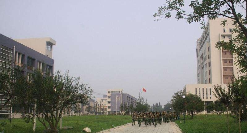 四川应用技术职业学院五年制大专招生办