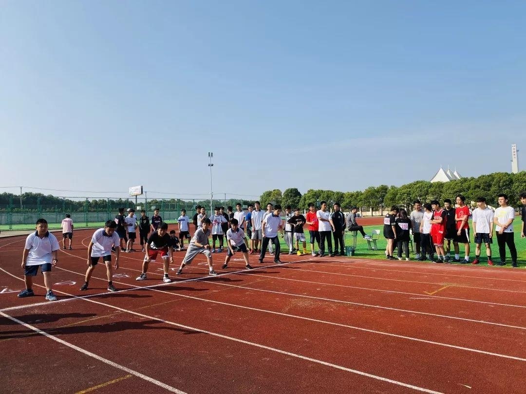 初中部运动会.jpg