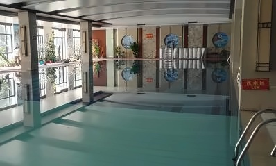 上海铭远双语高级中学游泳池