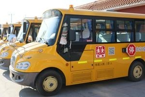 北京爱迪国际学校校车