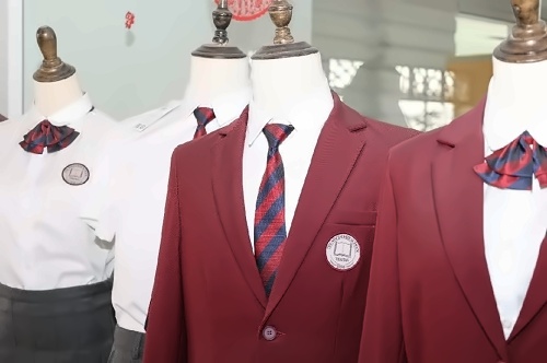 上海美达菲校服