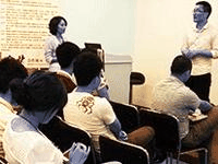 演讲培训授课现场