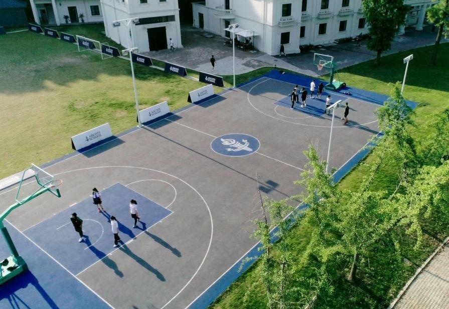 篮球场.jpg