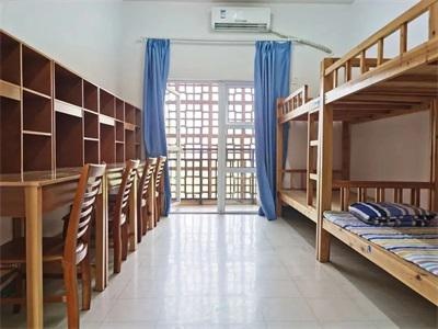 武汉外国语学校美加分校