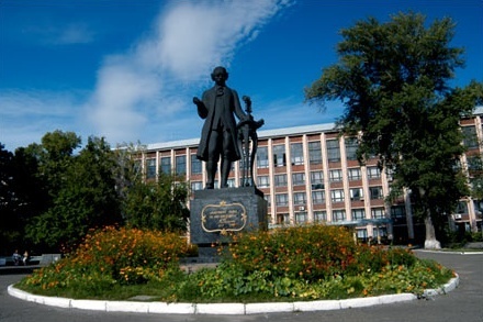 阿尔泰国立技术大学