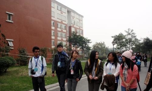 成都外语职业中专学校