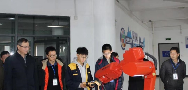 江苏昆山中等专业学校2022年招生办