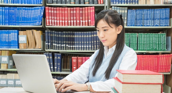 重庆微电子工业学校