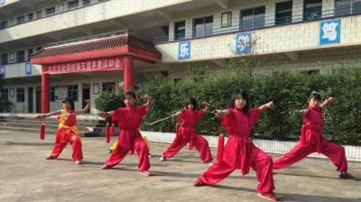 广安市东方文武学校