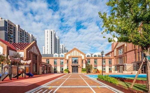 青岛西海岸新区万达赫德双语学校