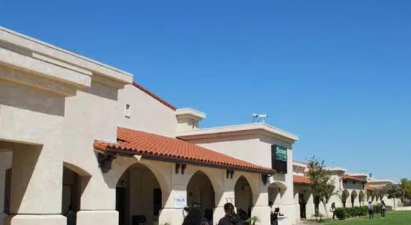 美国费尔蒙特高中2023年报名时间