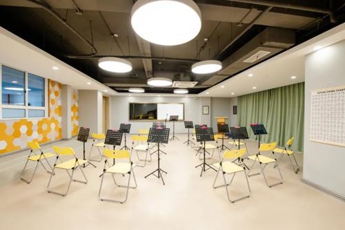 平湖卡迪夫学校音乐教室