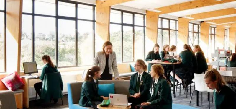 2023年澳大利亚艾文豪精英学校(上海校区)初中部入学条件