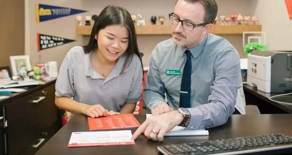 诺亚舟-费尔蒙特美国高中