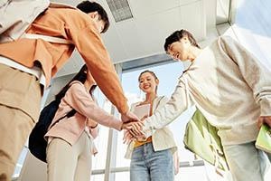 北京明诚外国语学校