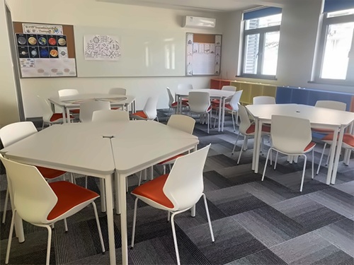 上海uec国际中心教室