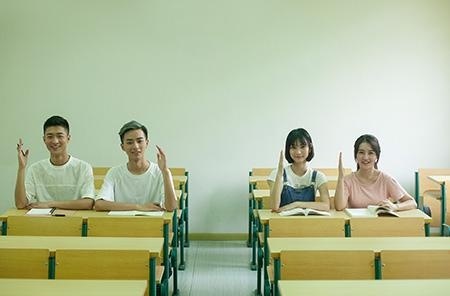 班级人数