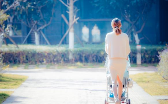 圆脸适合的发型