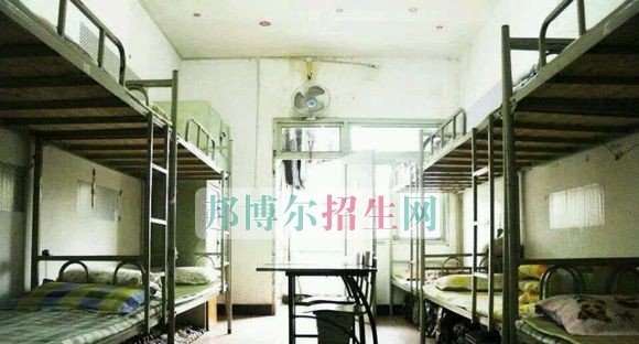 成都华夏旅游商务学校