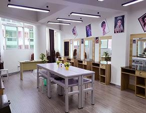 新垵校区化妆室