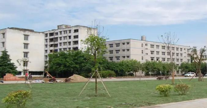 郑州绿业信息中等专业学校