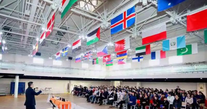 北京明诚外国语学校高中部2023年课程体系