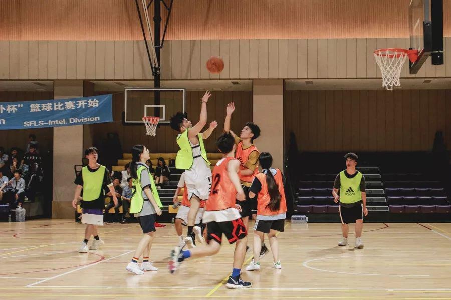 精彩篮球赛.jpg