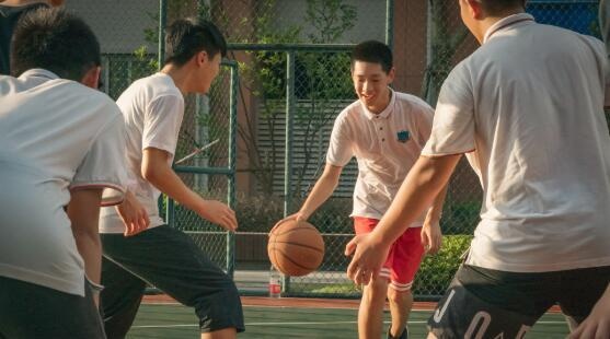 上海华二紫竹莱蒙尼亚学生活动.jpg