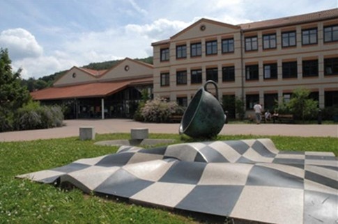 哈尔茨应用技术大学