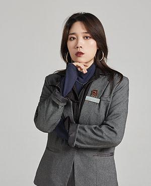 杨静