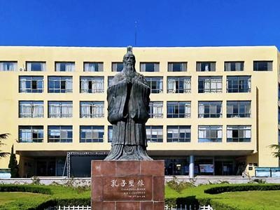 青国交日本班