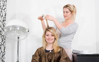 即将导入养发项目店铺的店长