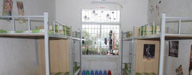 都江堰第四中学