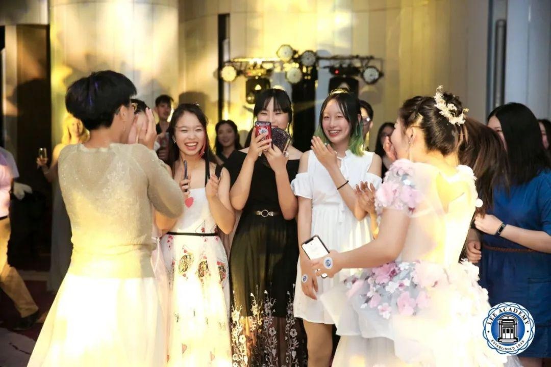 毕业晚会.jpg