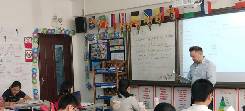 深圳博纳学校初中部2023年招生办